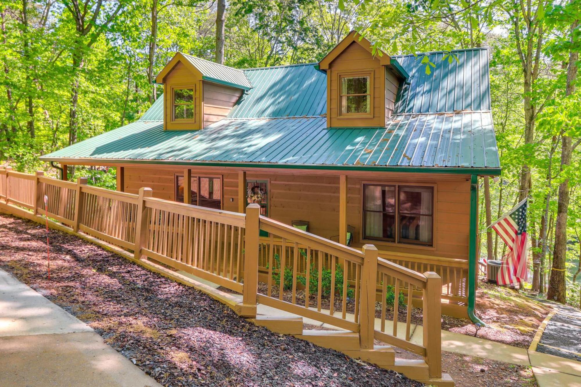 Lakeside Cabin Game Room, Dock, Orchard, Wineries Ellijay Kültér fotó
